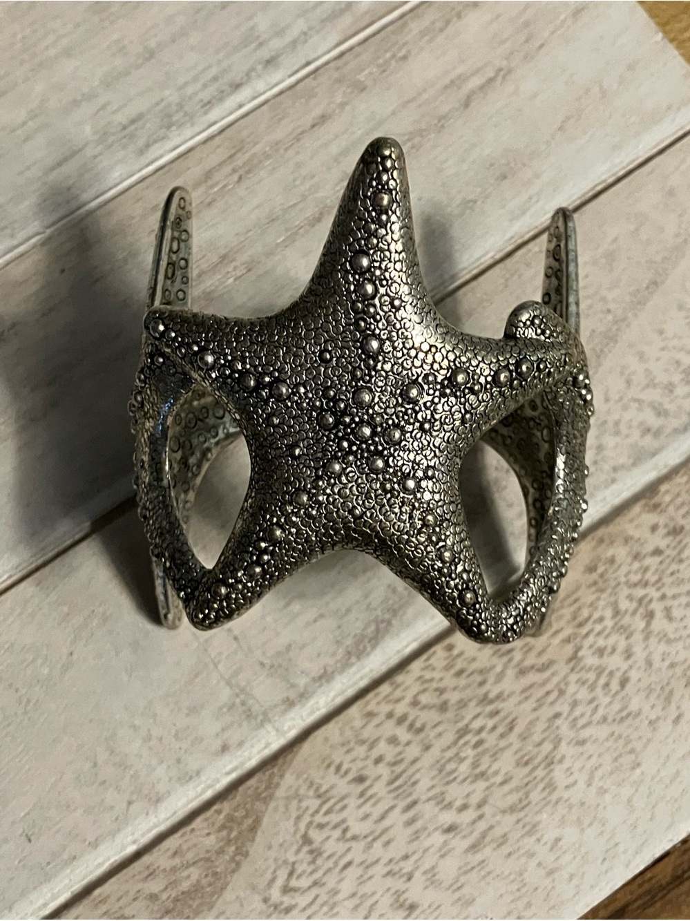 🌸Lucky Brand Silver Starfish Cuff
Bracelet